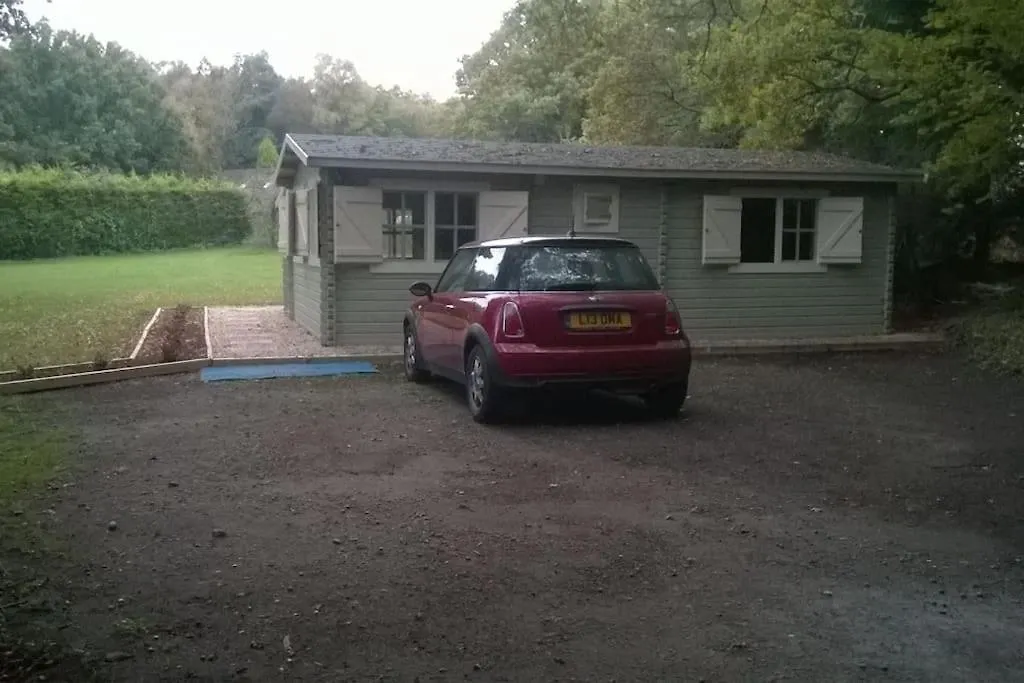 Family Friendly Sunny Log Cabin Wimborne Minster Chalet
